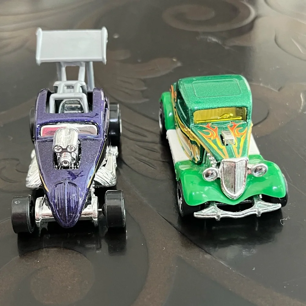 Hot Wheels Classic Cars
